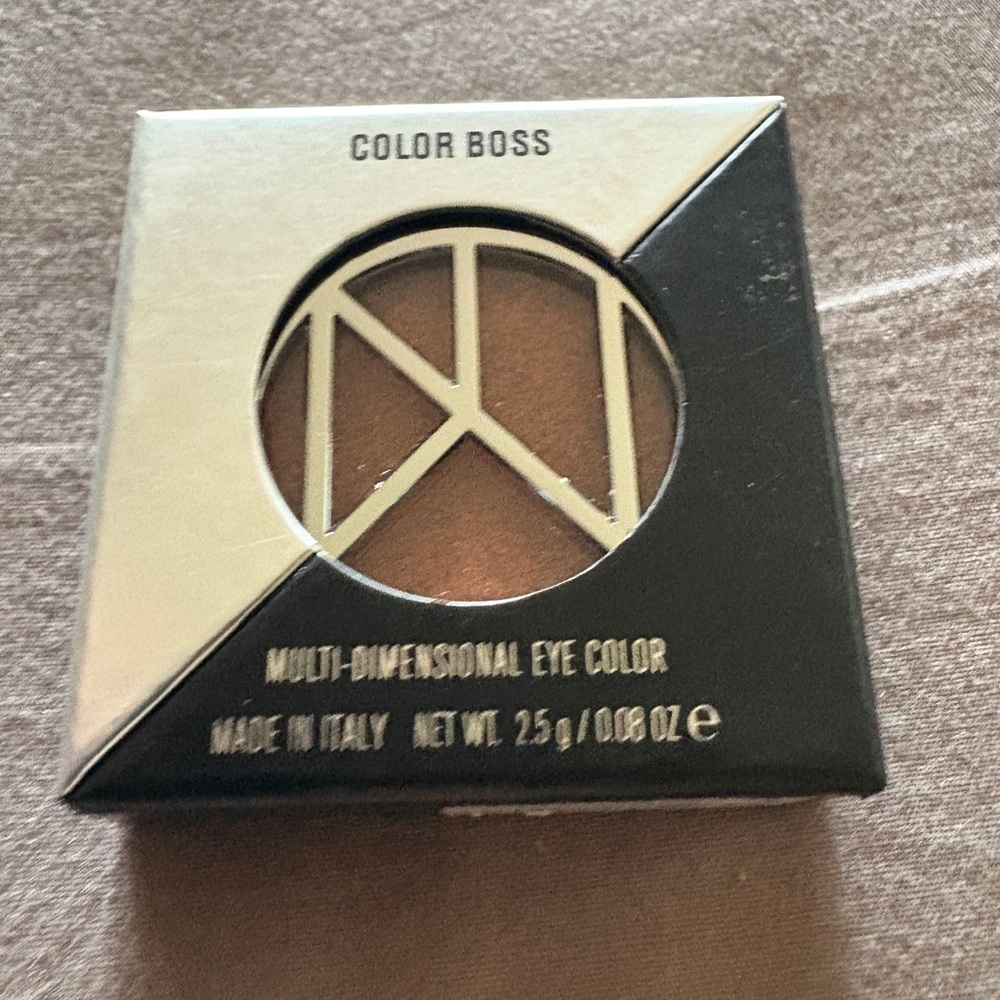 Il Makiage Color Boss Own It